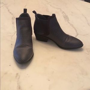 Navy Betabrand rain bootie